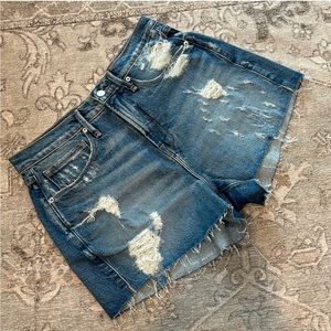 Good American shorts like new without tags